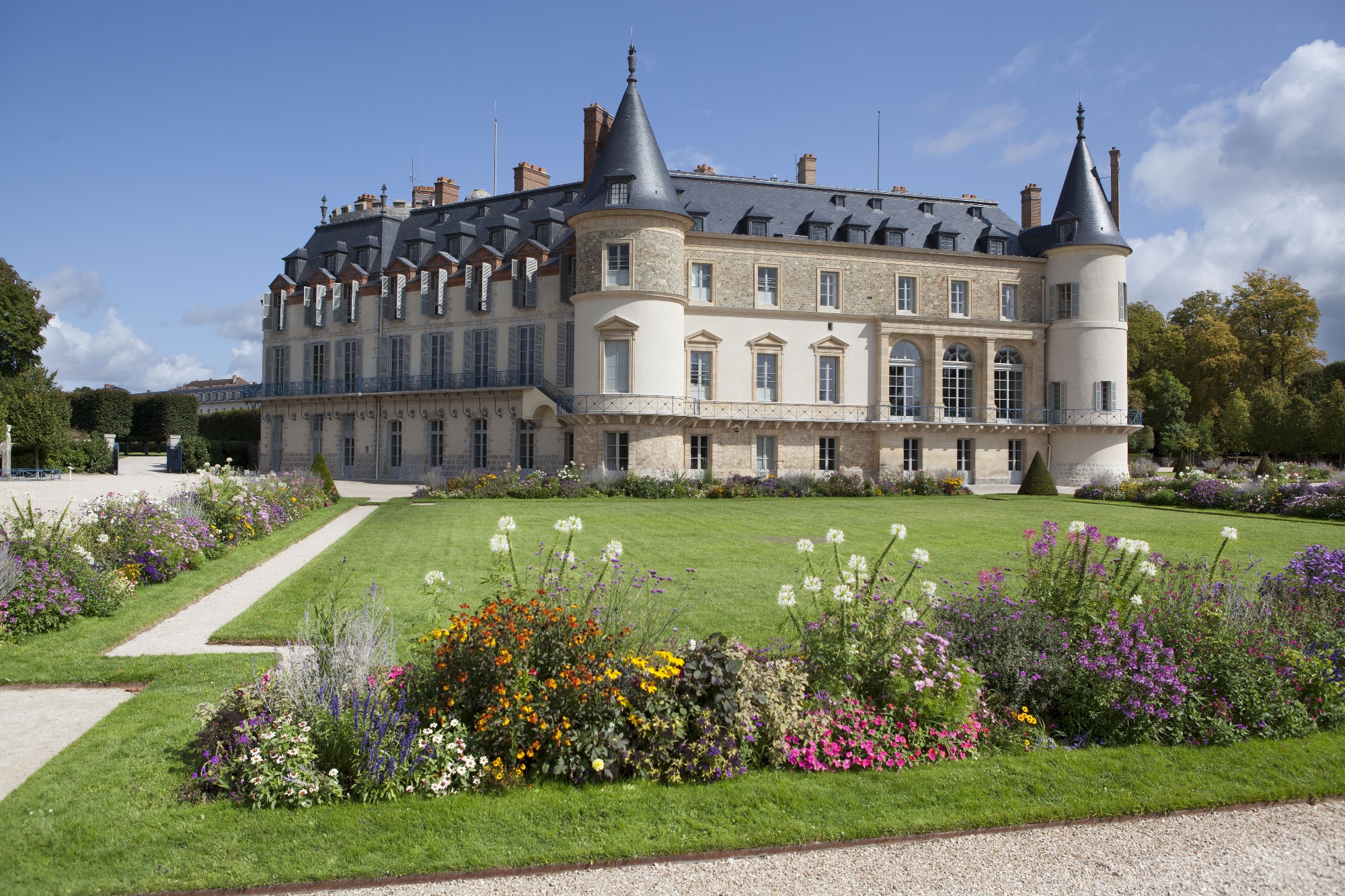 Château de Rambouillet facade on the garden and facade on the grand canal