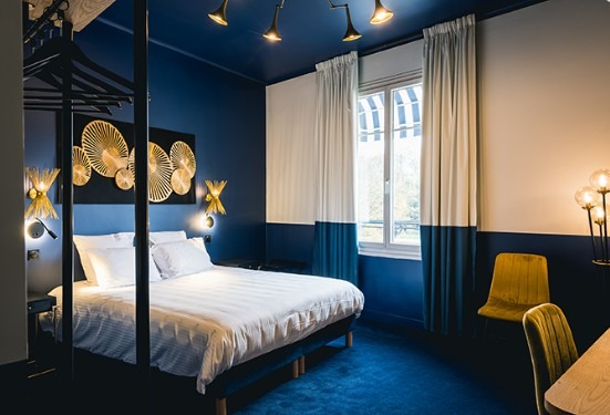 L'Hôtel Le Saint-Christophe à Houdan_Houdan