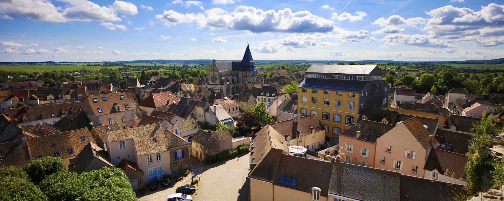 Houdan vue donjon