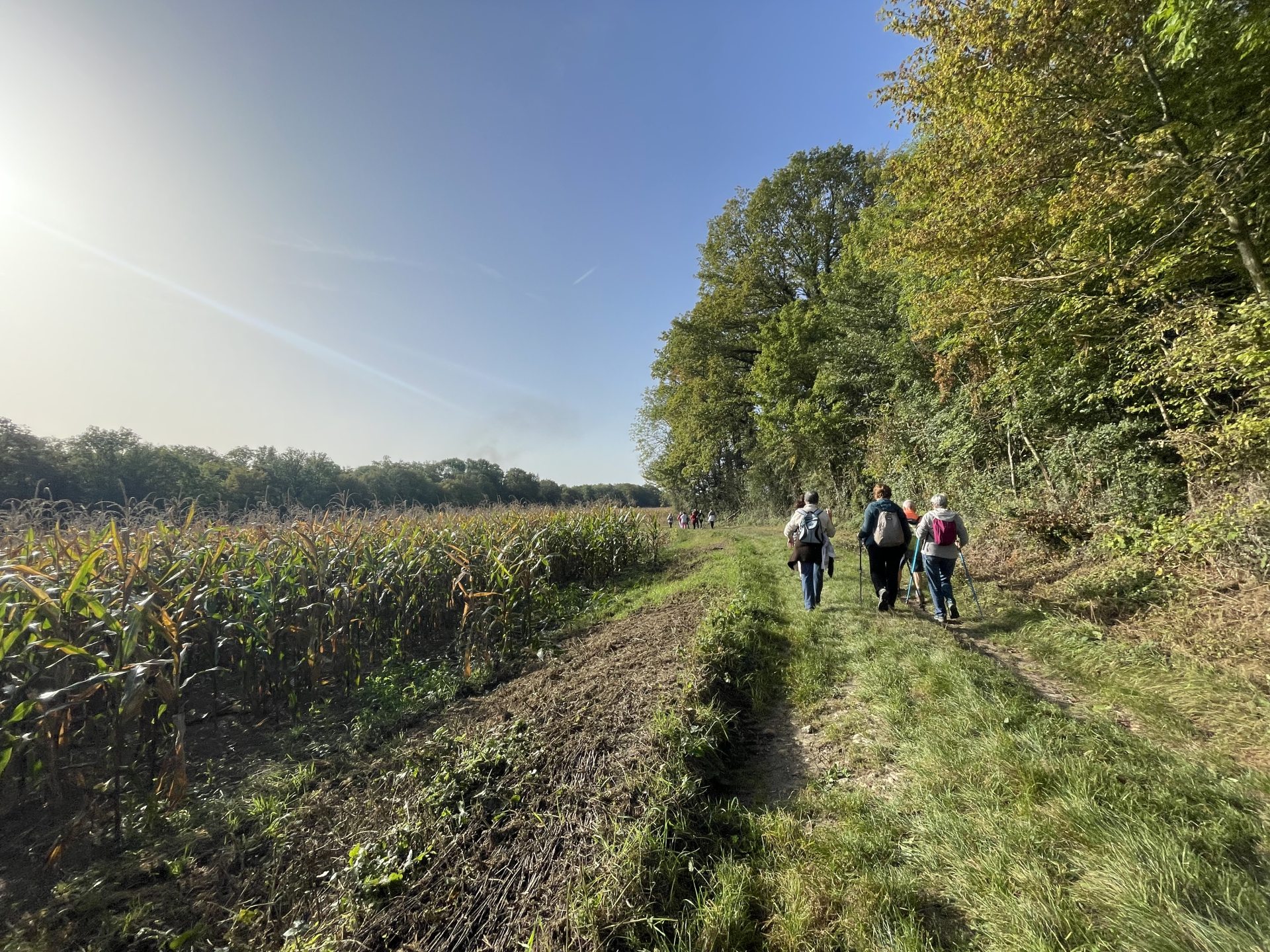 Hiking Boinvilliers and Rosay