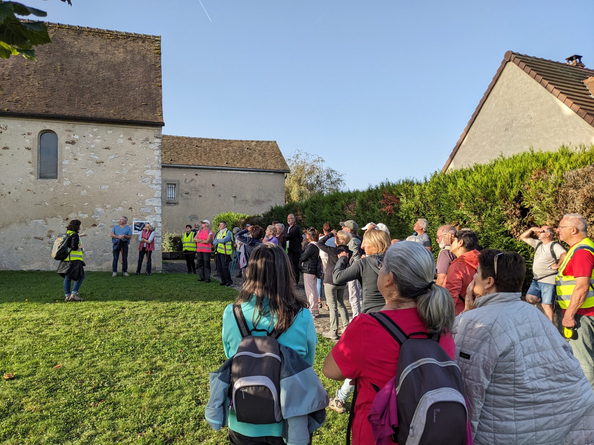 Hiking Villette Boinvilliers Rosay - nature & heritage visit